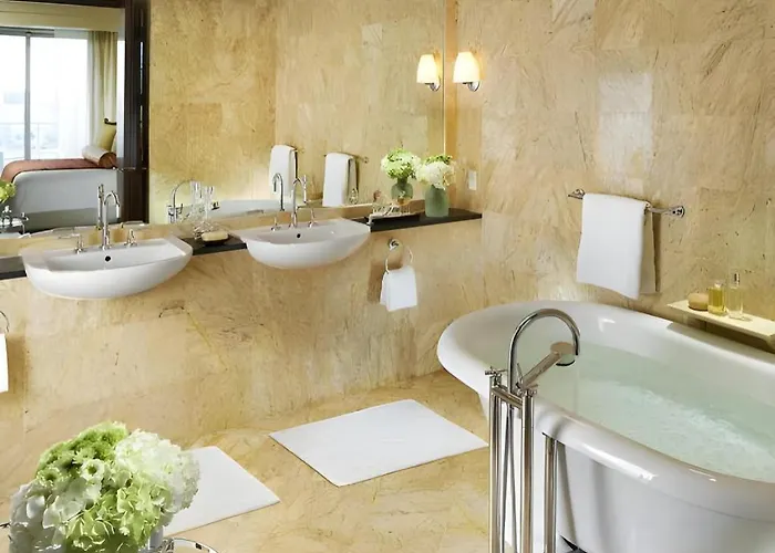 Mandarin Oriental, Miami