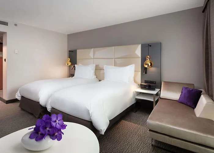 Sofitel Victoria