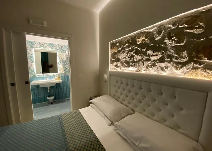 Cinquestelle Albergo Del Centro Storico