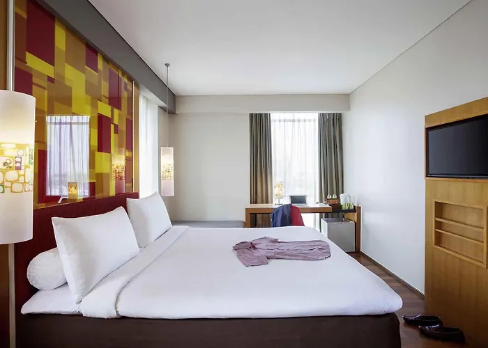 3 star hotels Ibis Styles Solo