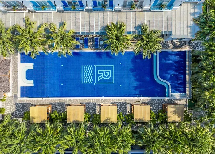 Hotels Close to Airport Risemount Premier Da Nang