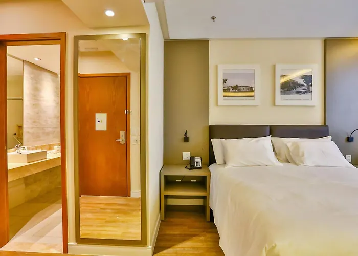  Holiday Inn - Goiania By Ihg