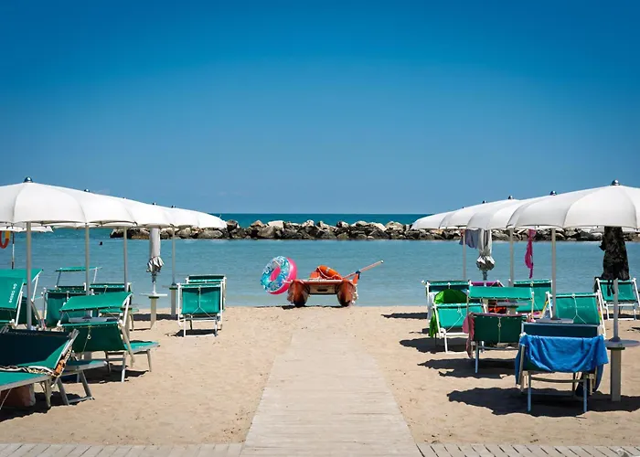 Amare Suite & Apartments