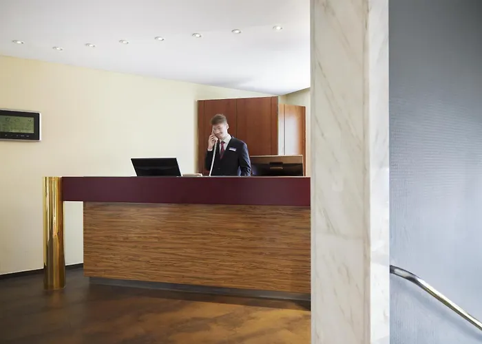 Best Western Raphael Altona