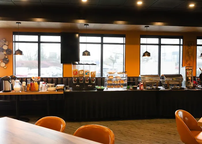 Ramada By Wyndham Surrey/Langley