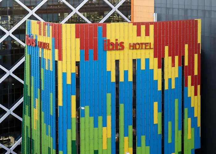 Ibis Barangaroo