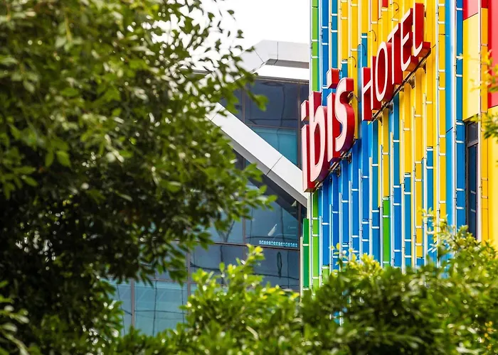 Ibis Barangaroo