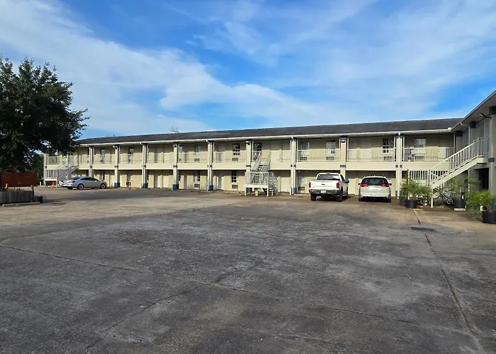 Maxim III Motel