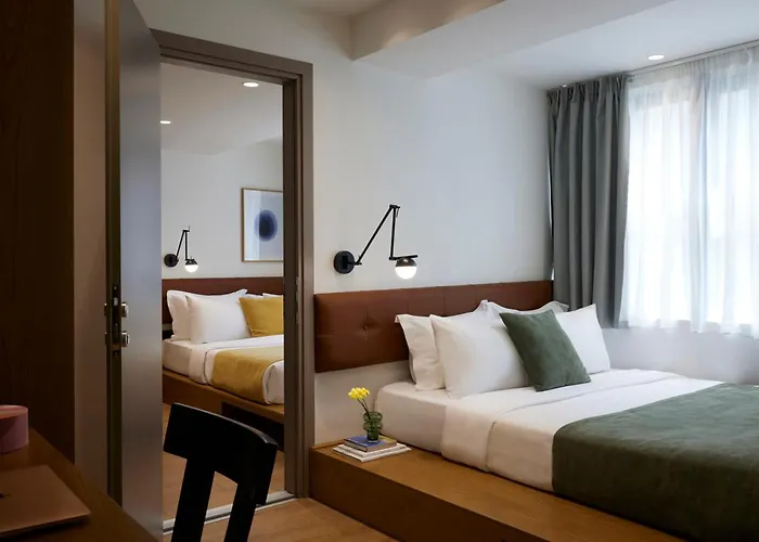 Noa Hotel