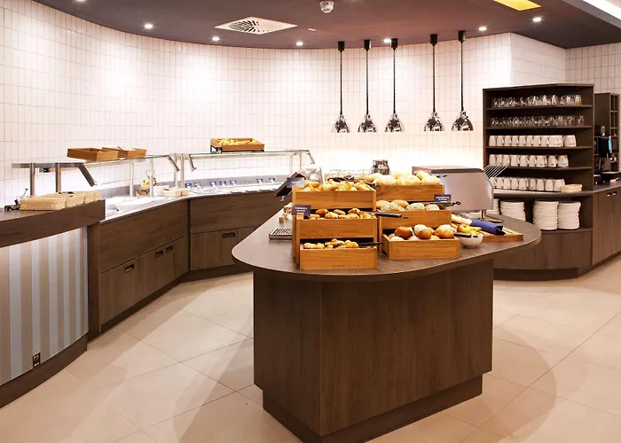 3 SterneHotel Hampton By Hilton