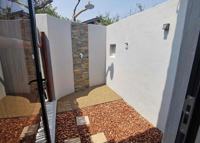 Gem In The Bush Lodge