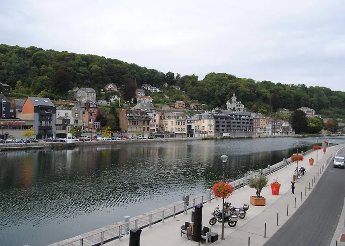 L'Inattendu "Sur La Croisette" Dinant Centre
