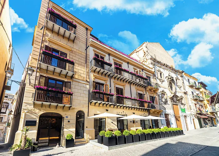  Casa Nostra Luxury Suites & Spa