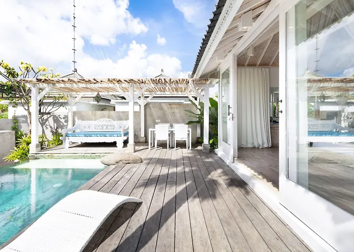 Bungalow rentals Mahi Mahi & Suites