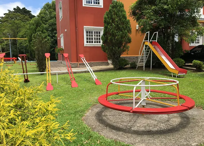 Hotel Galo Vermelho