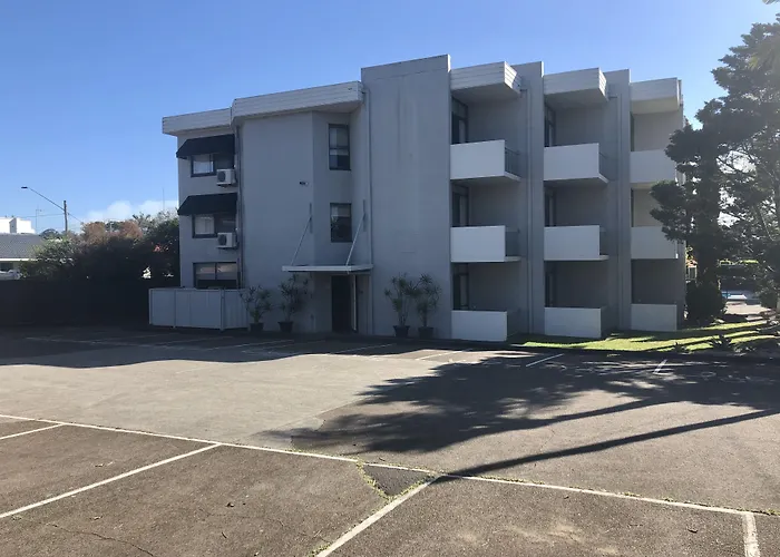 East Port Motor Inn