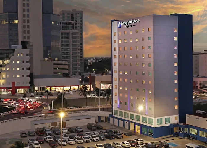 Kid friendly hotel Holiday Inn Express Veracruz Boca Del Rio By Ihg