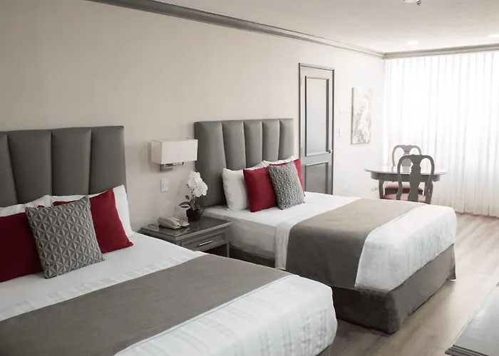 Сity center hotels Santander Plaza