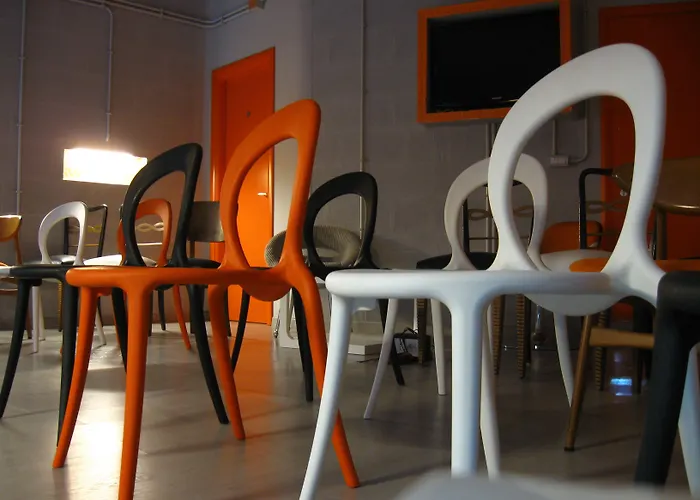 Orange Hotel