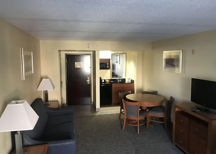 Wingate By Wyndham, Universal Studios - Free Theme Park Shuttle
