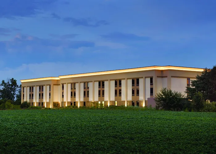 Kid friendly hotel Hampton Inn Cincinnati Kings Island