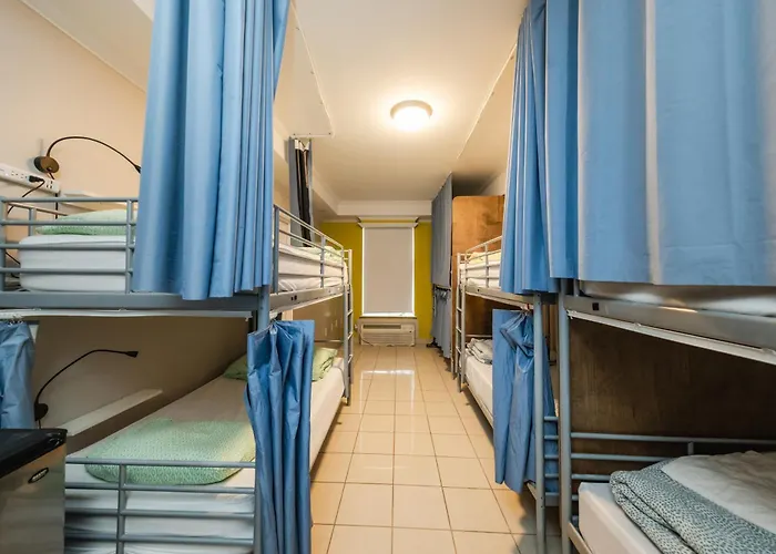 The Hostels Samesun Montreal &