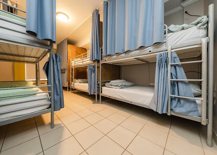 The Hostels Samesun Montreal &