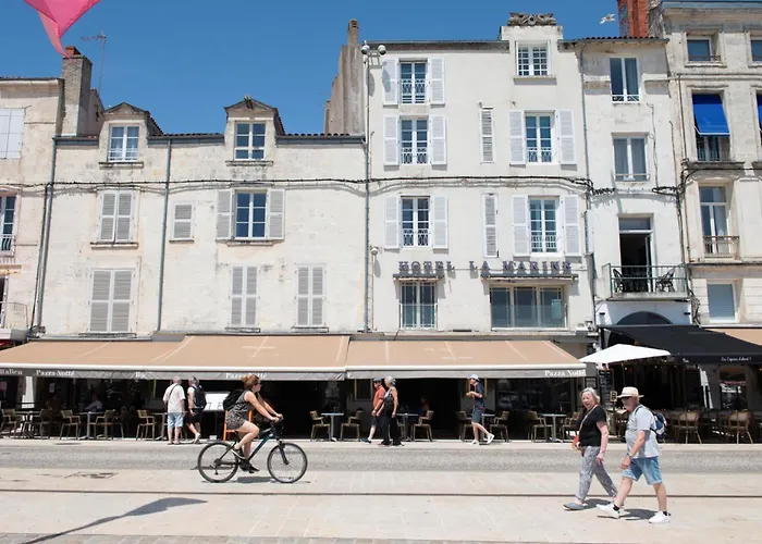 La Marine, Vieux Port