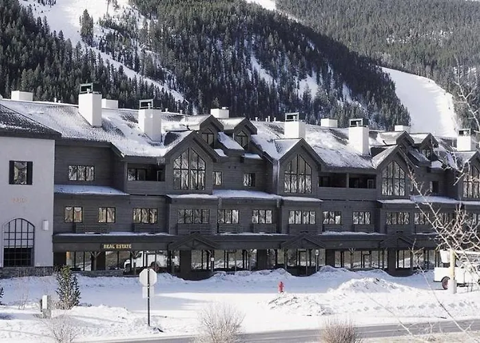 Hotel near College: Gateway Mountain Lodge, A Vail Resorts Property