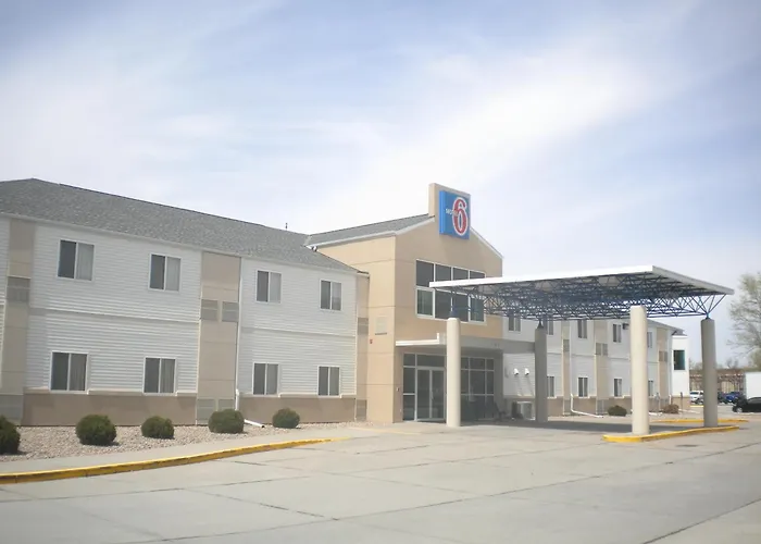 Motel 6-, Ne