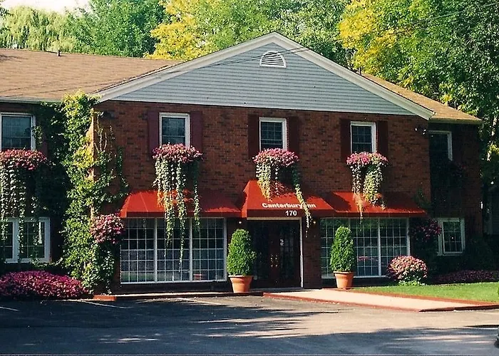 Hotel: Canterbury Inn