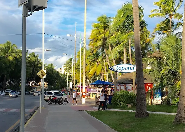 s Praia de Pajucara