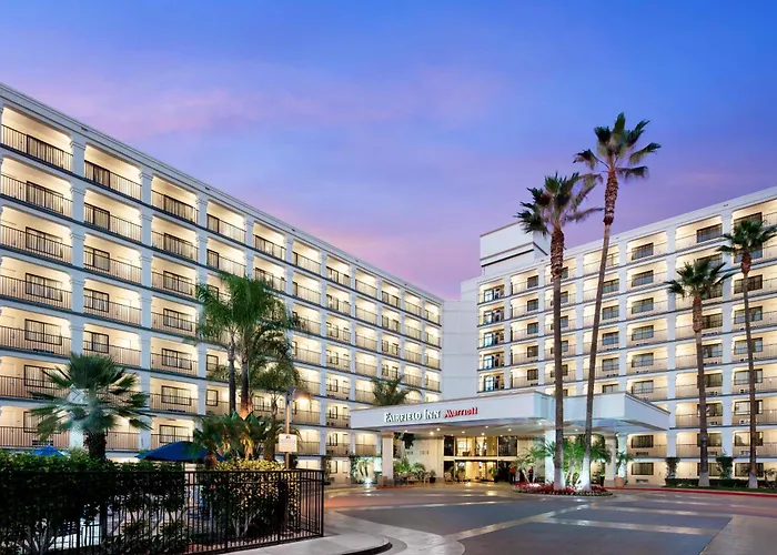 Spa Hotel: Fairfield By Marriott Anaheim Resort