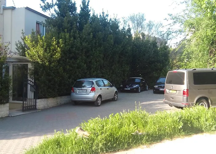 B&B only: Villa Marjela