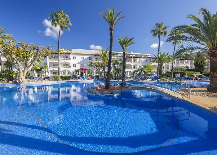 Hotel with view: Alcudia Garden Aparthotel