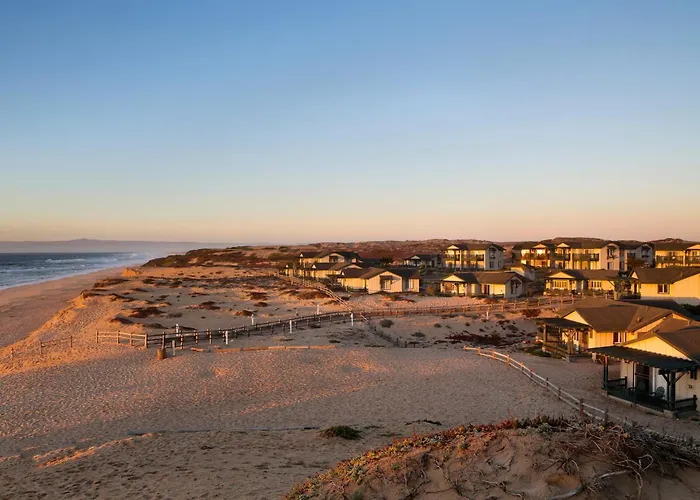 Hotel with view: Sanctuary Beach Resort