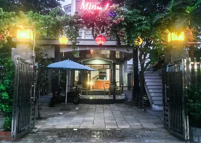 Mina Le Villa
