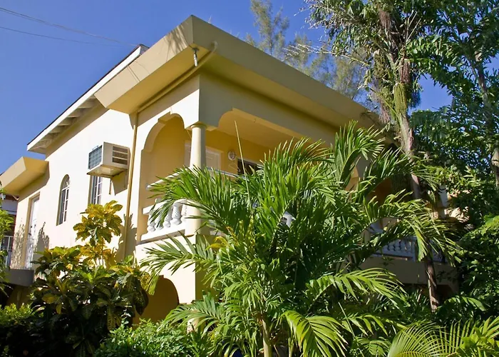 B&B only: Seastar Inn