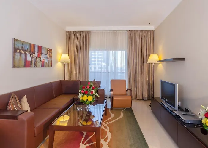Flora Park Deluxe Apartments