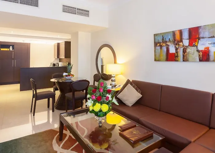 Flora Park Deluxe Apartments