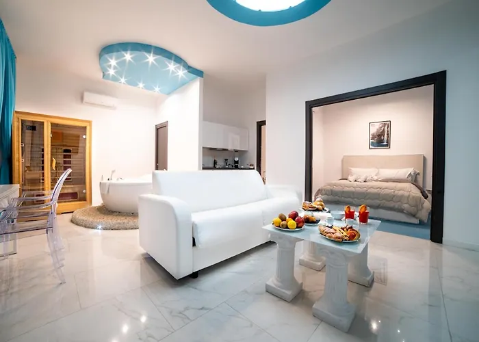  Tiffany & Babylon Luxury Stay