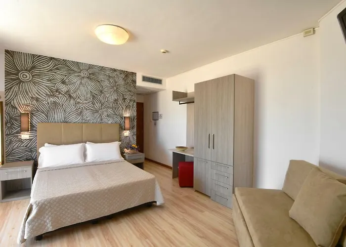 Hotel Excelsior