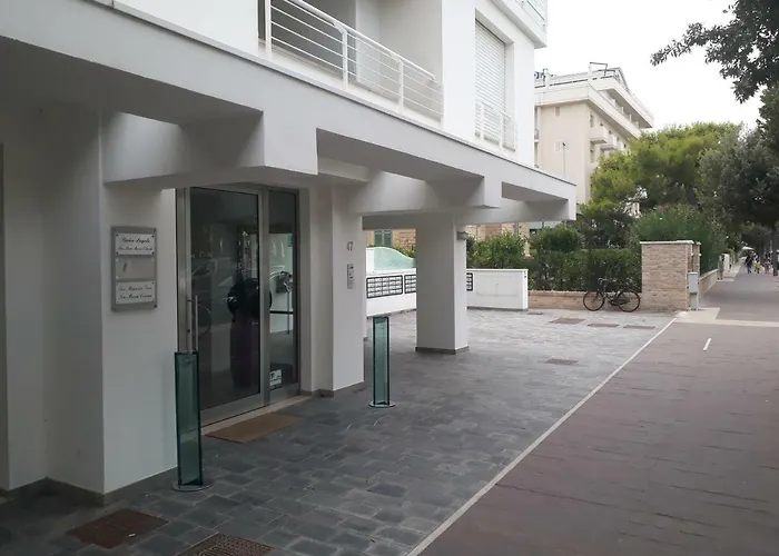 Fronte Mare-Centrale-Riviera Palace-Giulianova--Affitti Solo Da Sabato A Sabato
