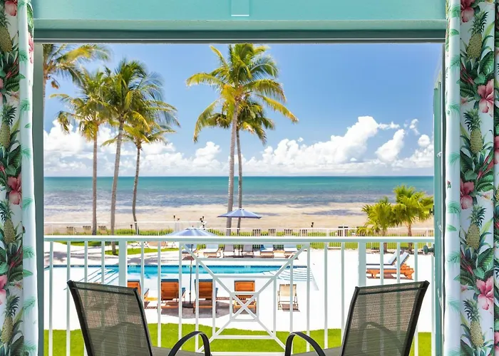 3 star hotel: Grassy Flats Resort & Beach Club