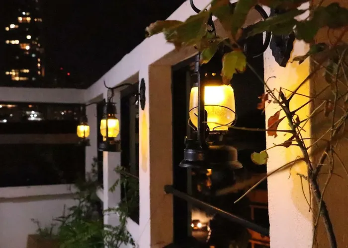 Miracle Colombo City Hostel