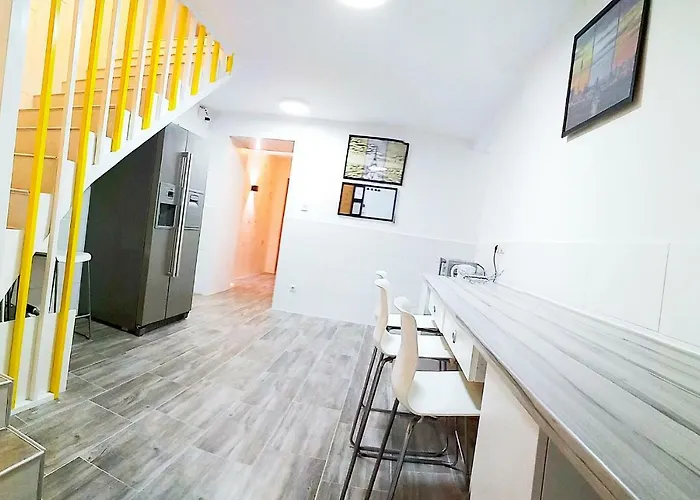  Smart Hotel Mini