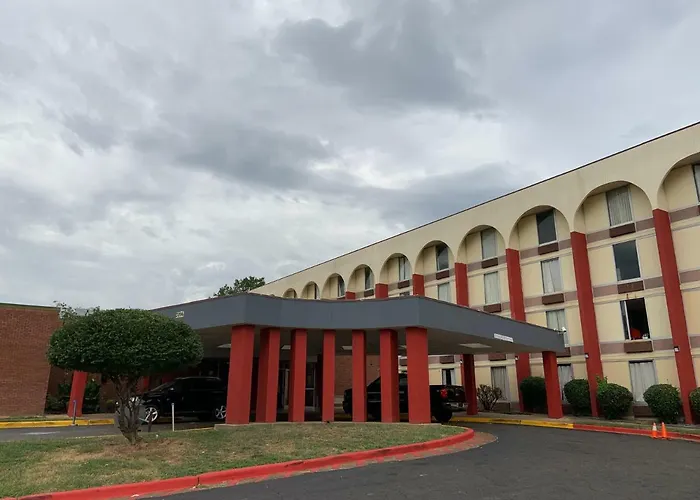 Real Value Inn