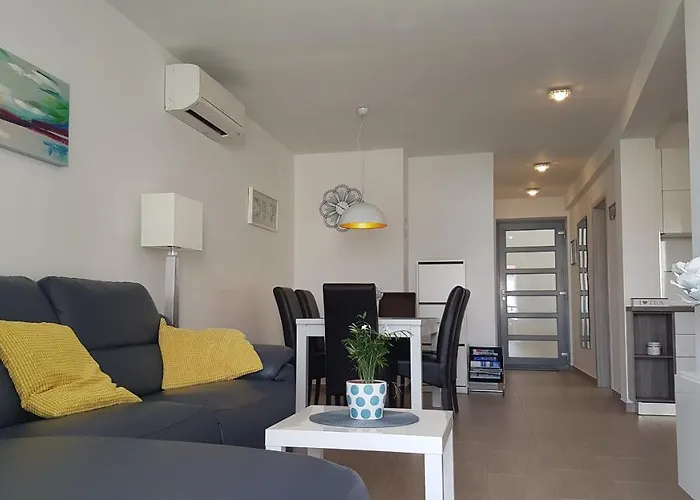 Ferienvermietung: Luna Apartment