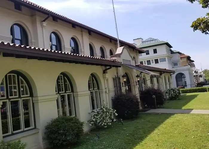 Hotel Hale