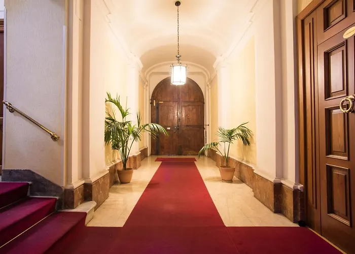 Design hotel Nice Rome Holiday